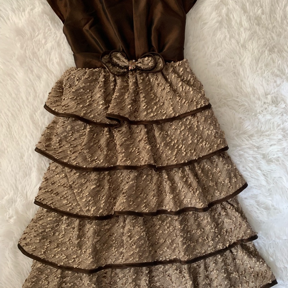 Beautiful dress in excellent condition!